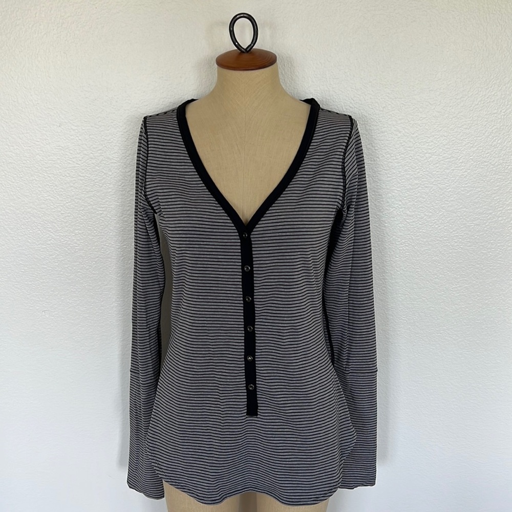 Lululemon Hanley Long Sleeve Top Size 8